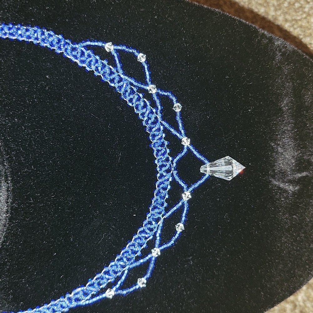 🌺 CLEARANCE! Hand-made  blue necklace with crystals